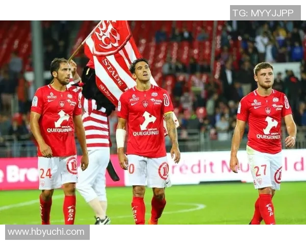 贝尔格莱德红星与红牛的激烈对决揭示足球战术新风潮